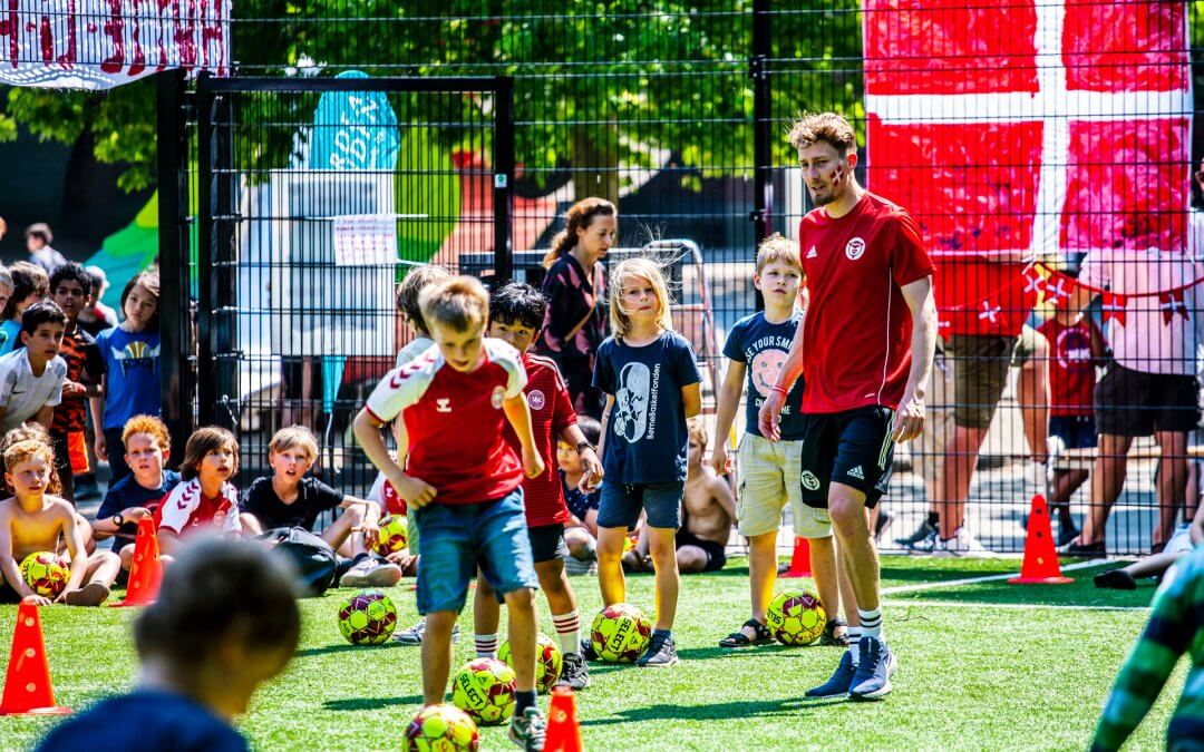 Brobolden ruller i Skydebanehaven⚽️🤩